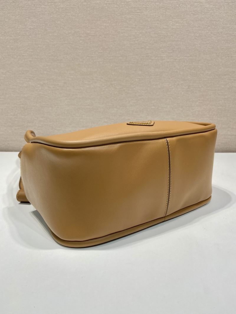 Pra*a top handle bags